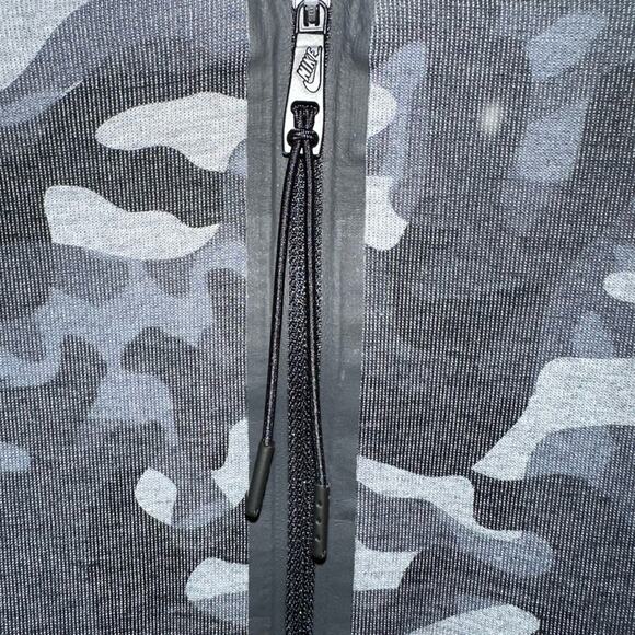 Nike Tech Cropped Carbon Heather Black Camo Crewneck Sweatshirt Size Small - Picture 13 of 16